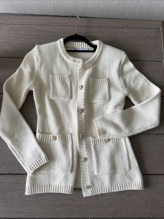 Zara Jackets & Blazers - Zara Cream Knit Button-Up Cardigan size S brand new gold buttons
